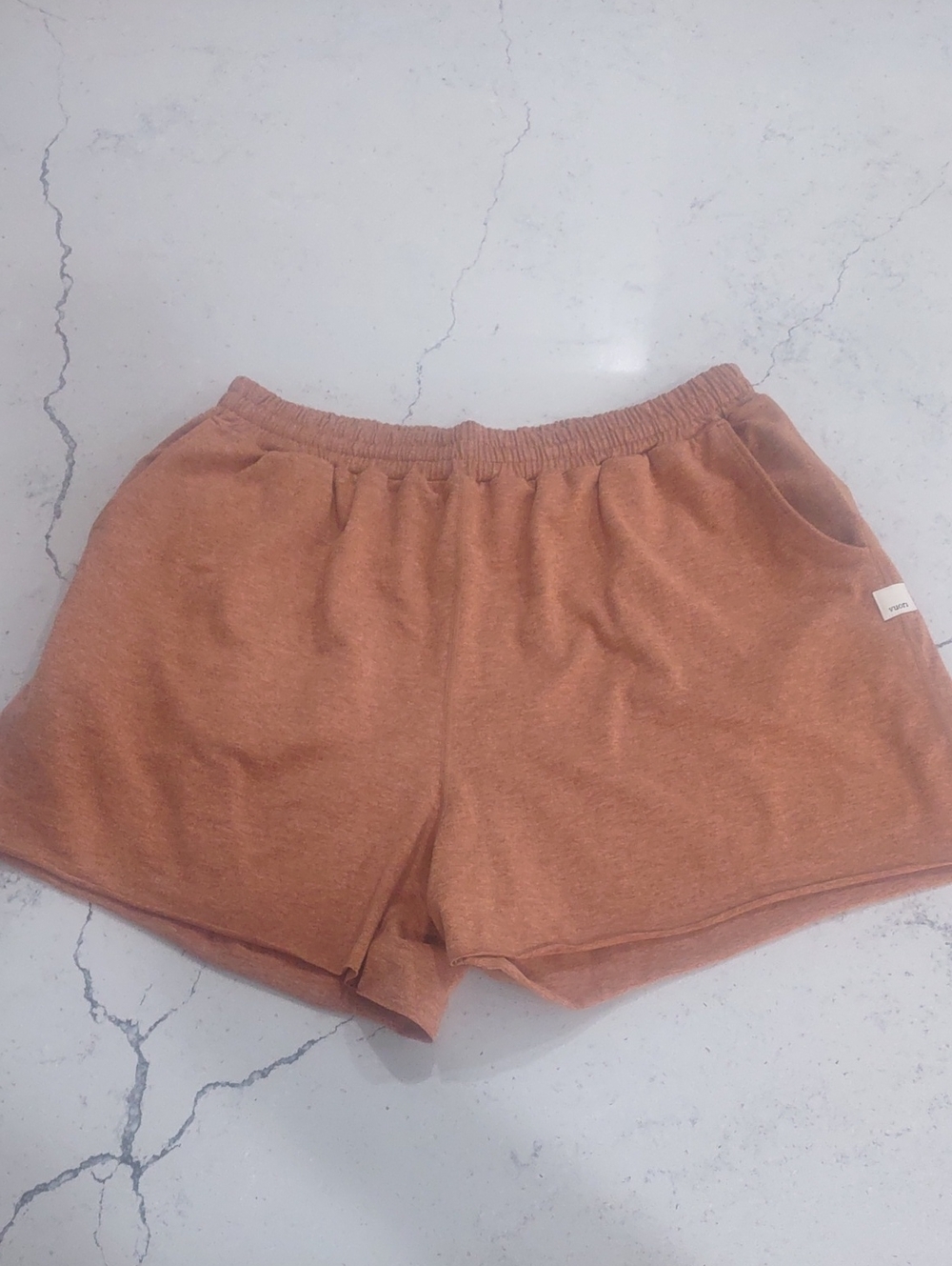 Vuori Sedona Athletic Shorts in Rust/Copper Orange Size Medium NWOT